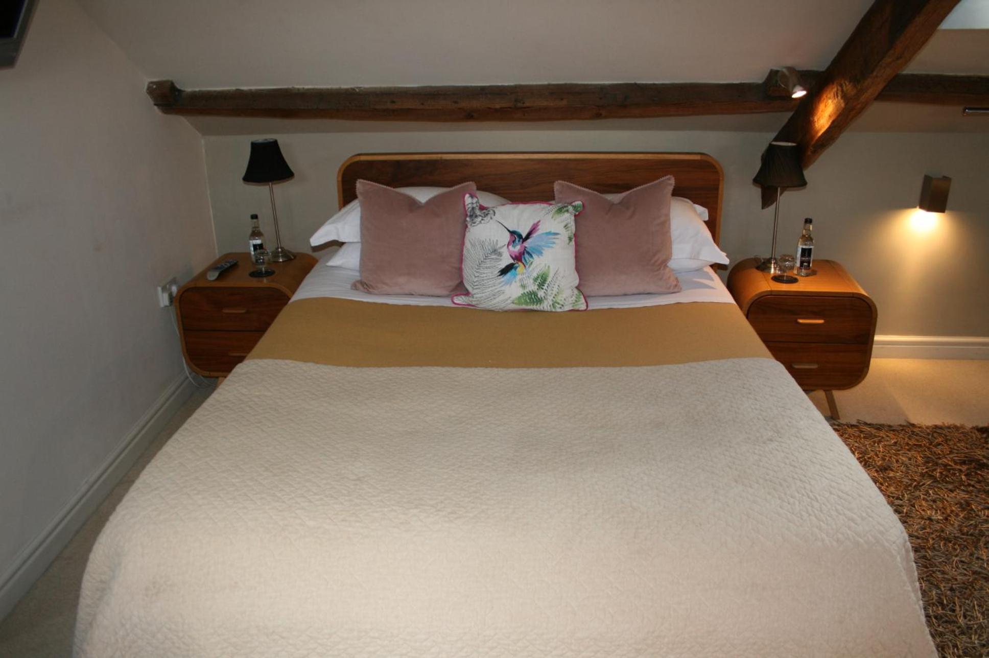 The New White Lion Hotel Llandovery Exterior foto